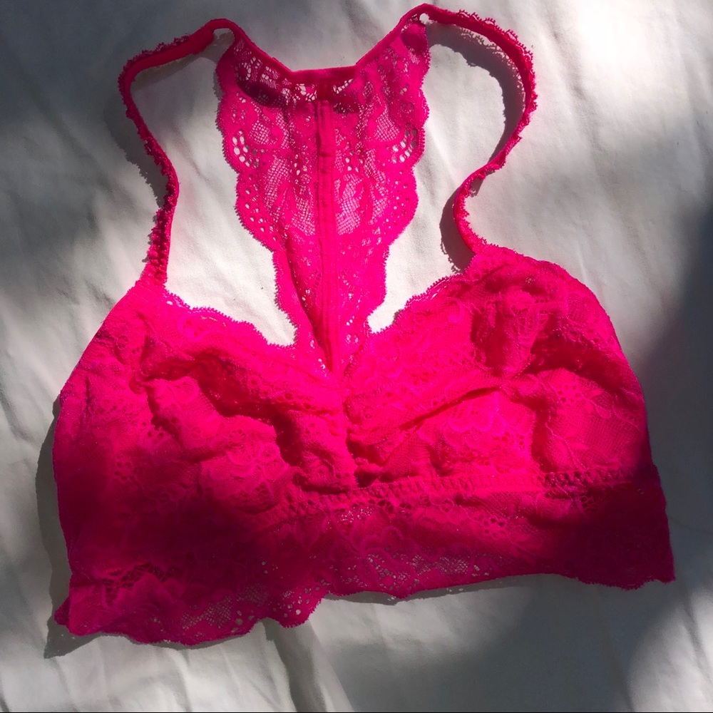 NWOT VS PINK Racerback Lace Bralette
